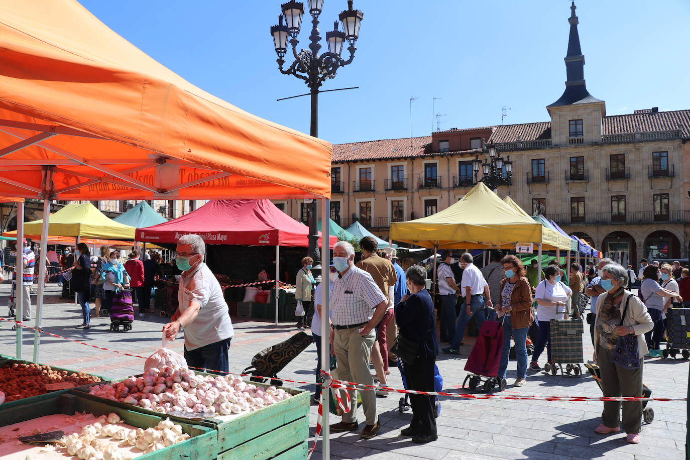 Fotos: Sábado de mercado en León
