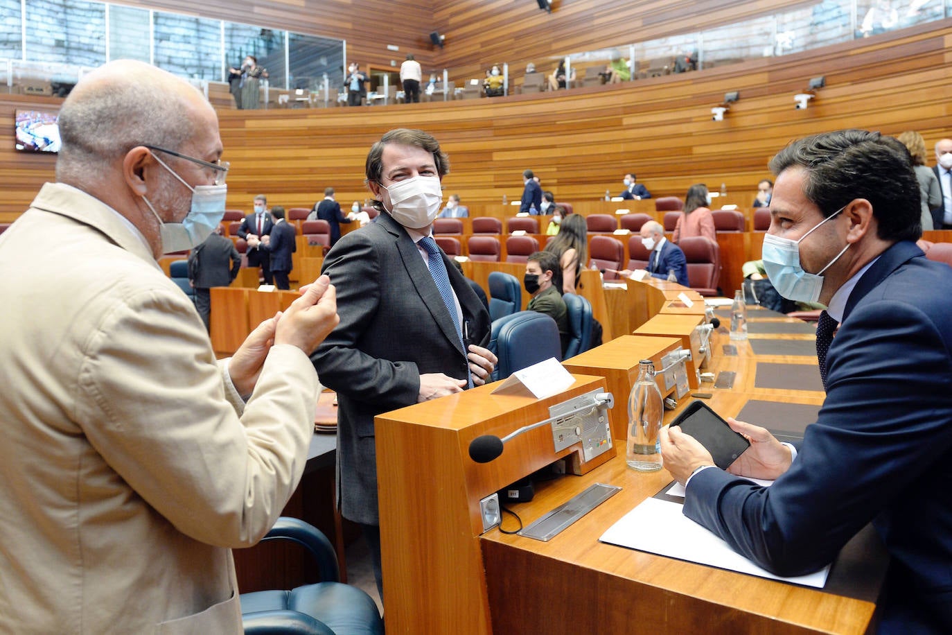 Pleno de las Cortes de Castilla y León. 