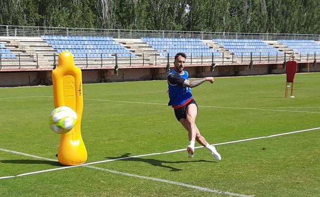 Entrenamiento de esta mañana en el Área Deportiva de Puente Castro.