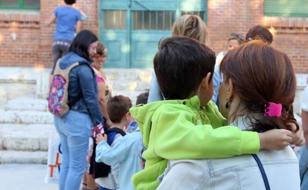 Vuelta al colegio de los pequeños en la provincia.