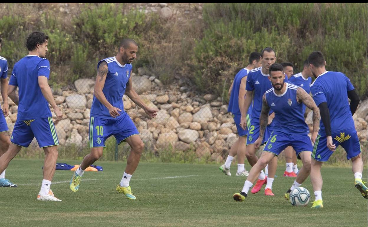 Instante de un entrenamiento de la Deportiva.