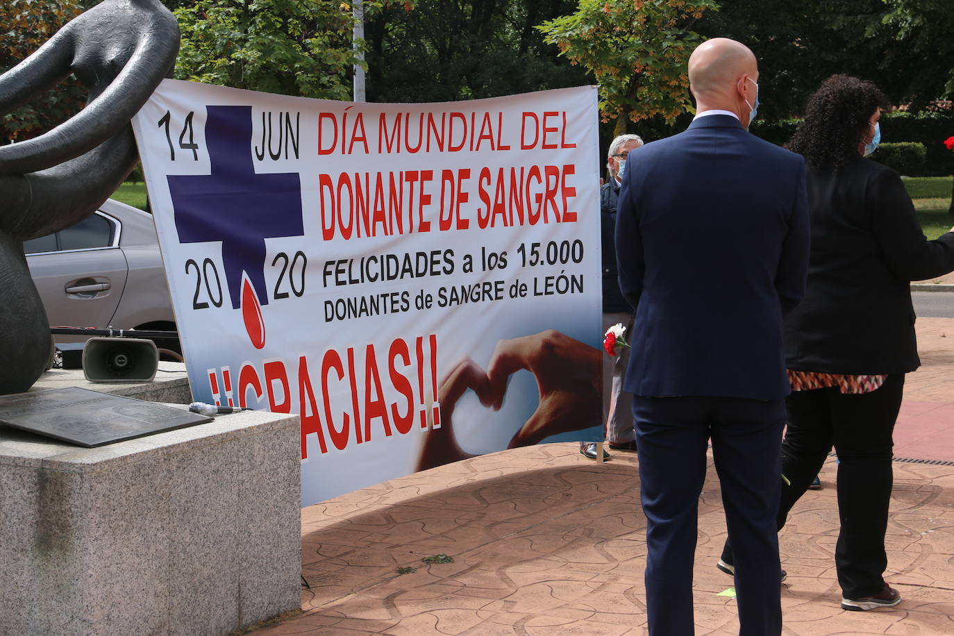 Fotos: Un clavel para los donantes