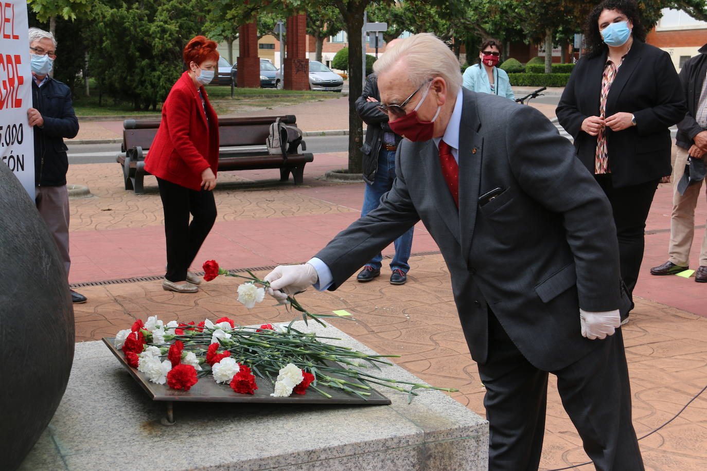 Fotos: Un clavel para los donantes
