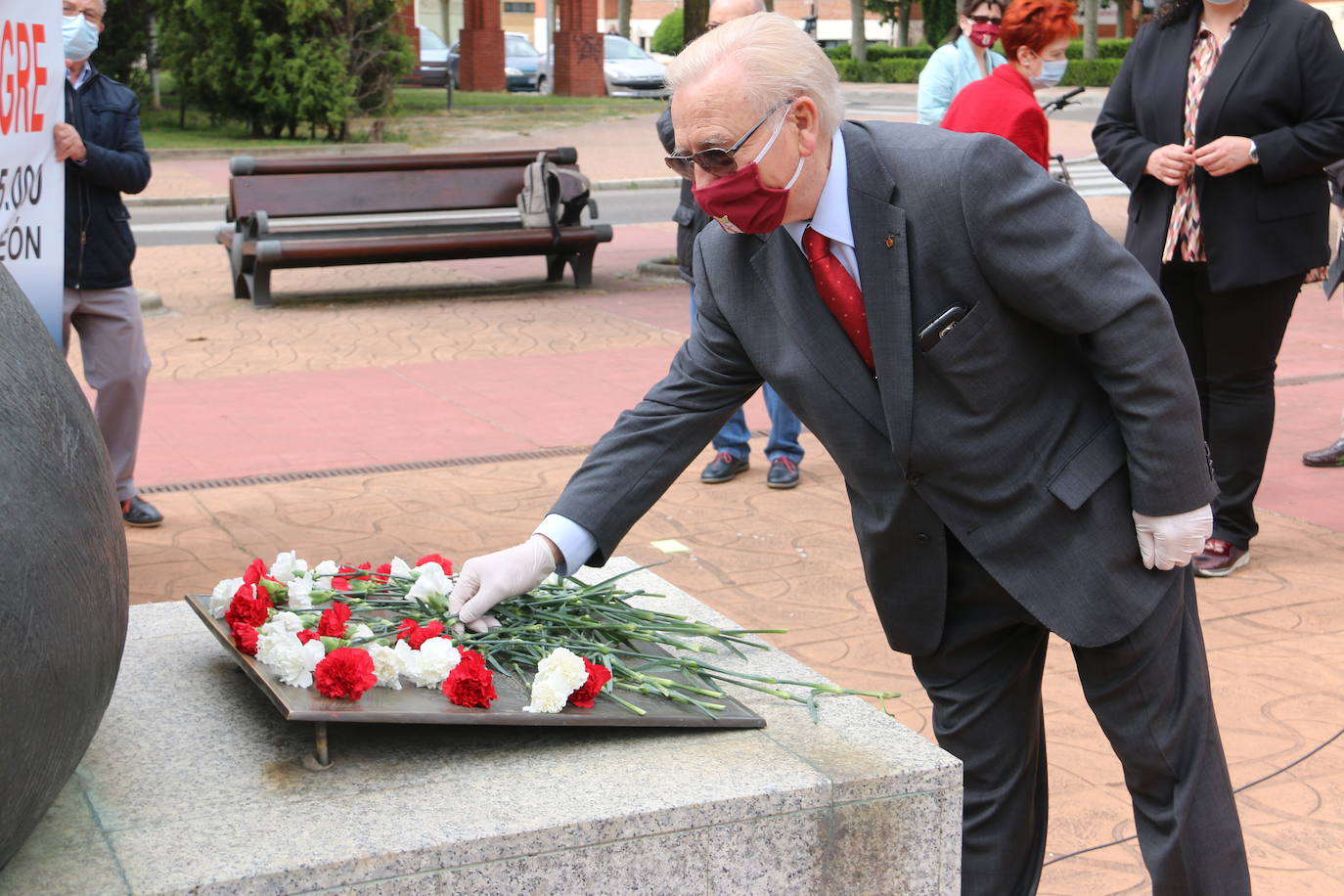 Fotos: Un clavel para los donantes