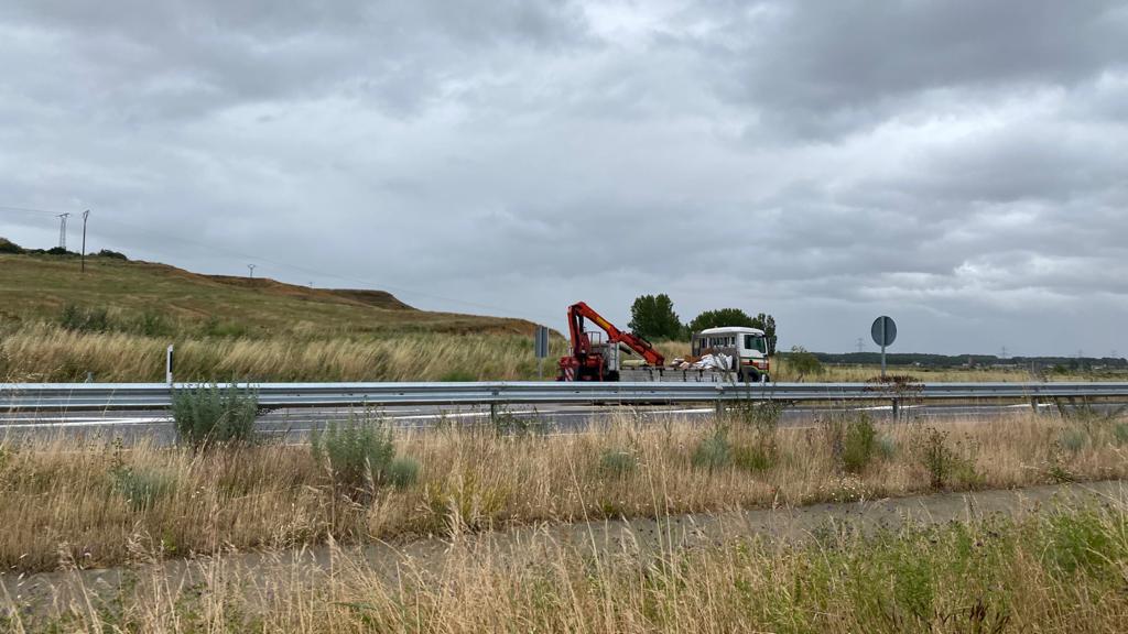Fotos: Obras de reparación en la A-60 en sentido León