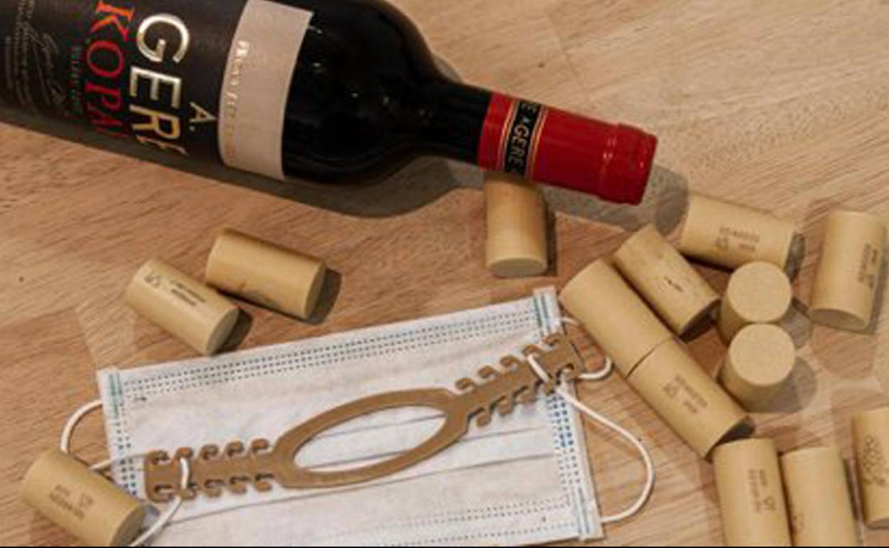 Protectores donados al Hospital El Bierzo.