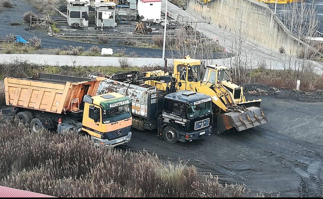 Flota de camiones de Auxitrans.