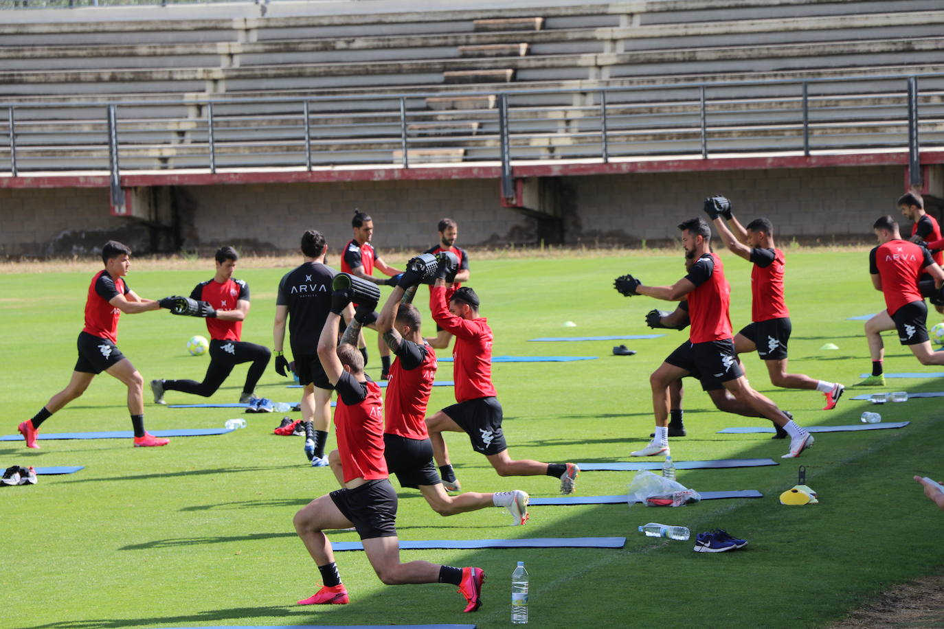 El equipo mantiene la vista puesta en el playoff exprés de julio.