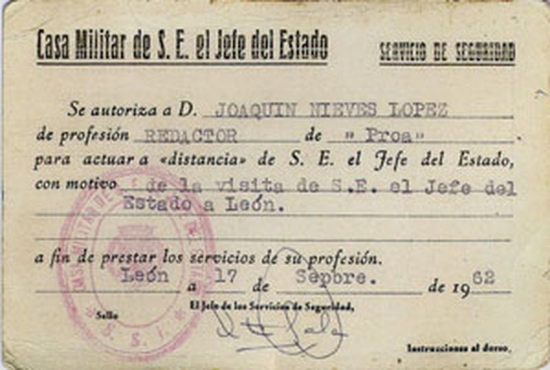 Joaquín Nieves fue corresponsal de los periódicos deportivos Gol de Madrid, Meta de Vigo e Imán de A Coruña, además del periódico portugués Mundo Deportivo, 'El Caso' y Marca, trabajó en 'Proa' y hasta el último día defendió el periodismo en estado puro. 