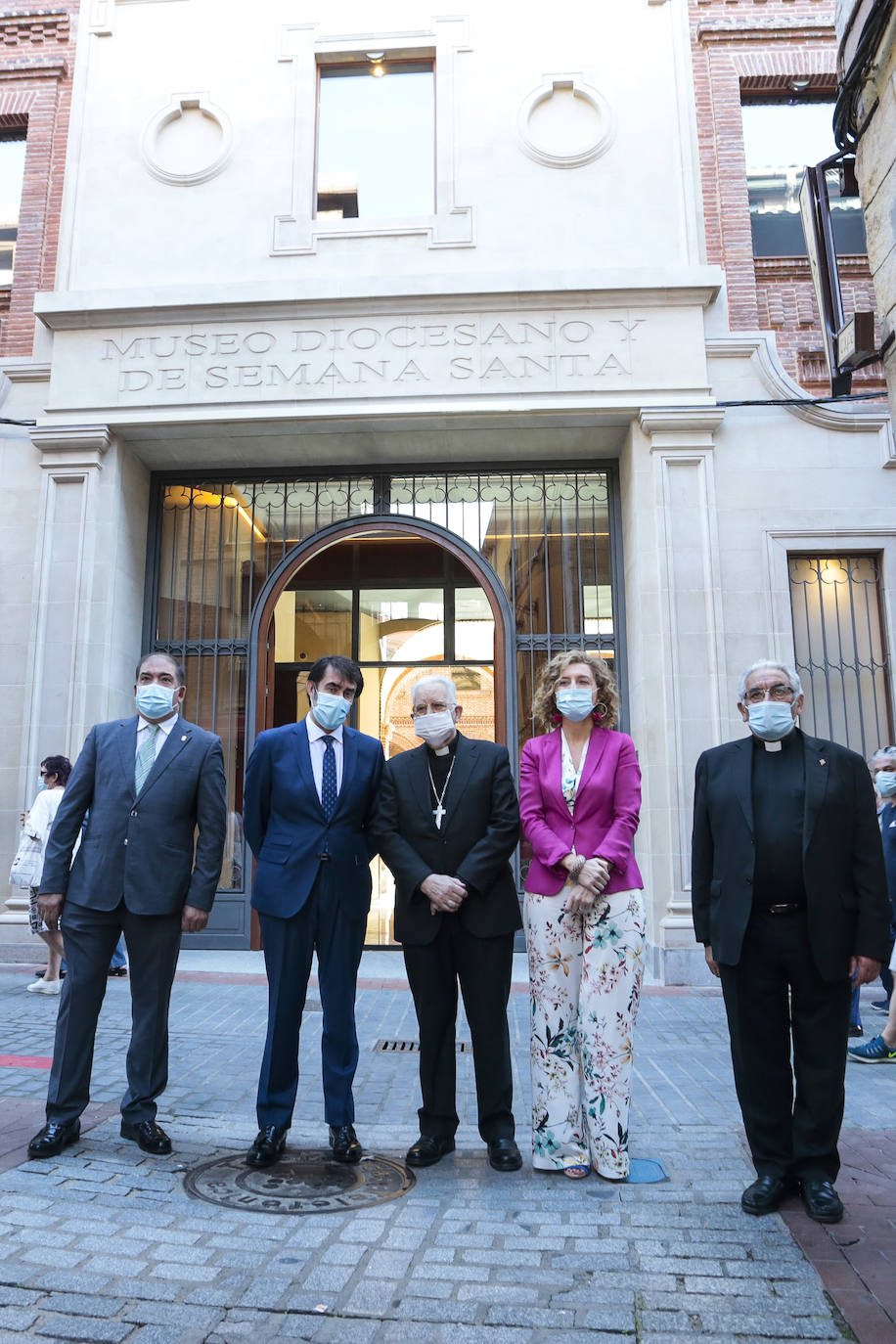 Fotos: Visita a las obras del Museo de la Semana Santa de León