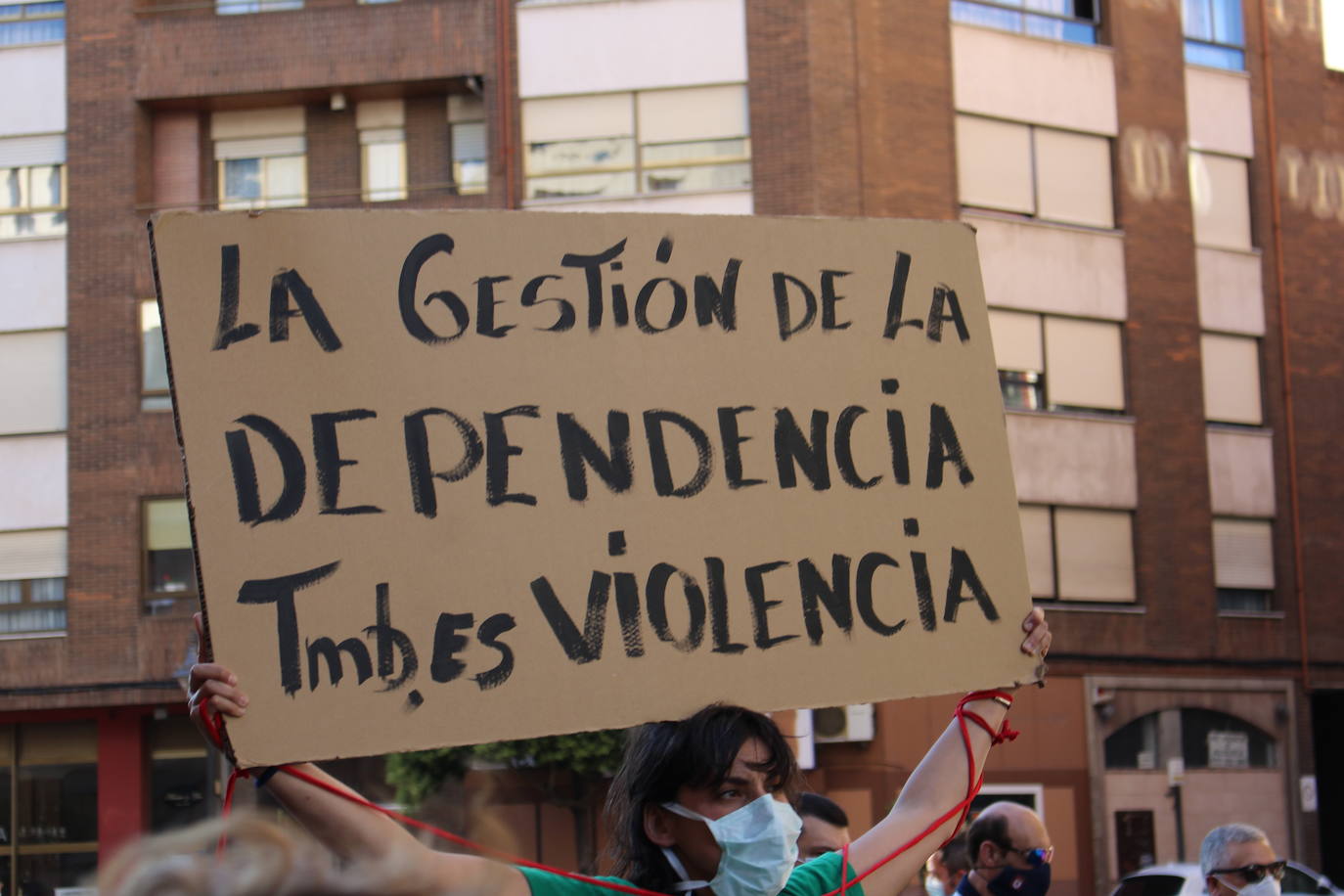 Fotos: León sale a la calle para luchar por el sistema público de salud