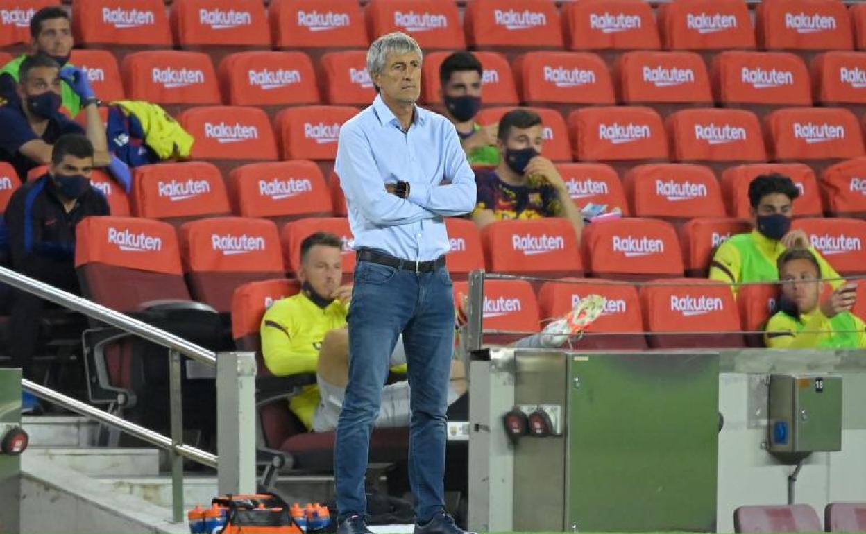 Quique Setién, durante el Barça-Atlético.