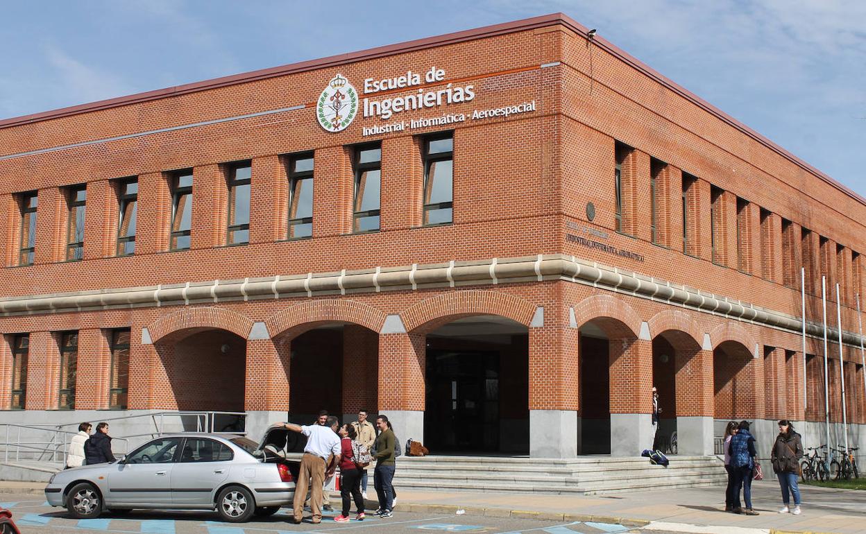 Edificio de la Universidad de León.