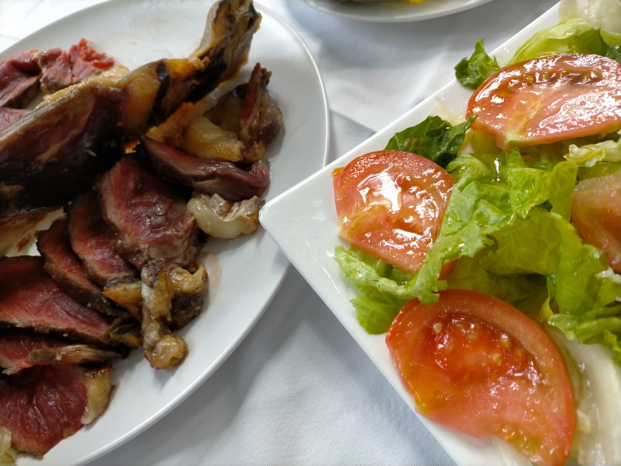 Este restaurante con hotel abre de nuevo sus puertas desde este viernes con todas las medidas de seguridad para disfrutar de sus instalaciones y su 'Carne nivel Dios'.