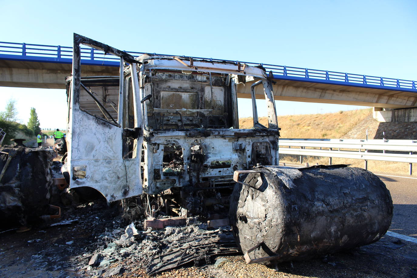 El suceso se ha producido en la tarde de este martes y hasta allí han tenido que acudir las fuerzas de seguridad para redirigir la situación.