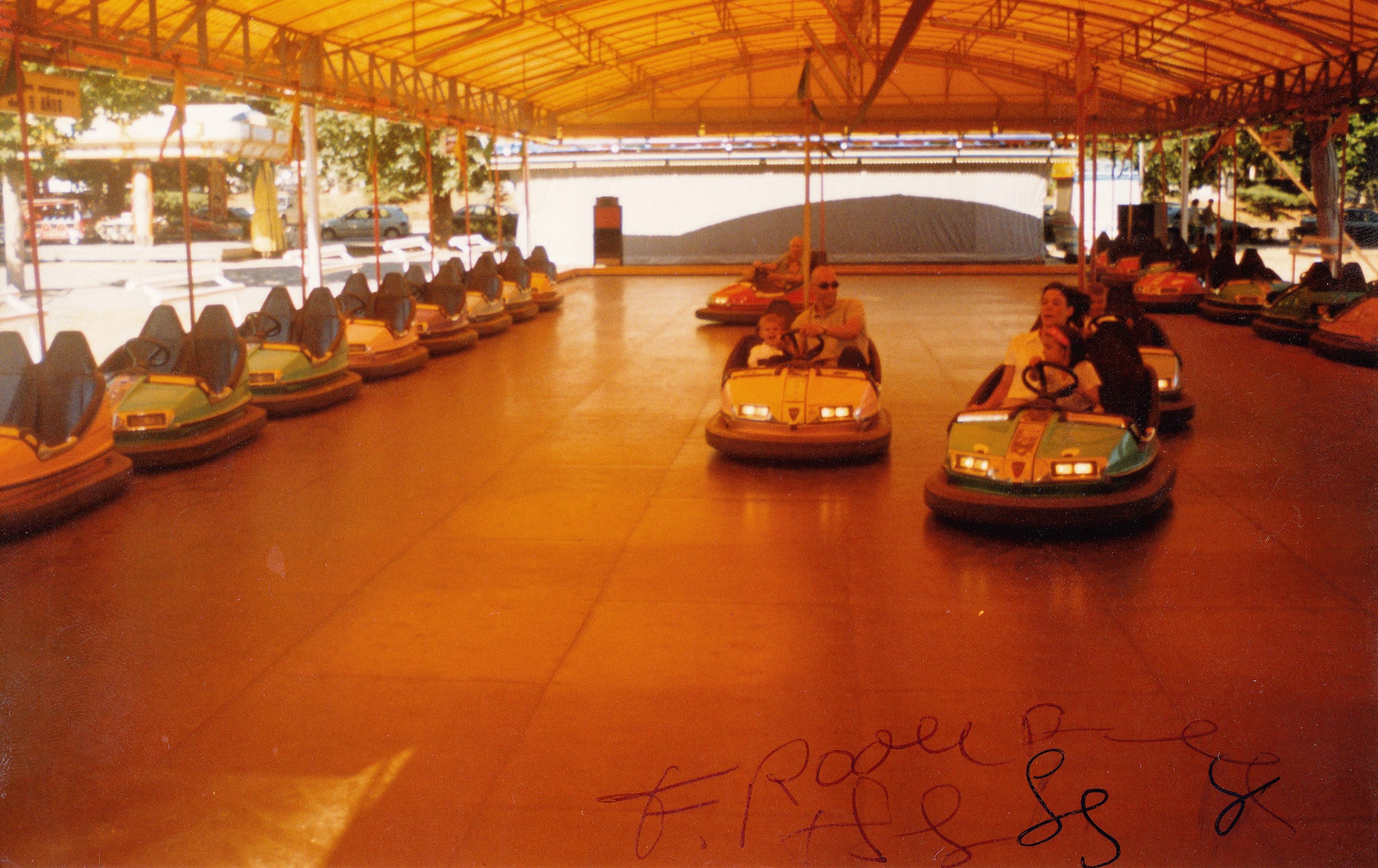 Fotos: Recuerdos y momentos de los coches de choque de Papalaguinda