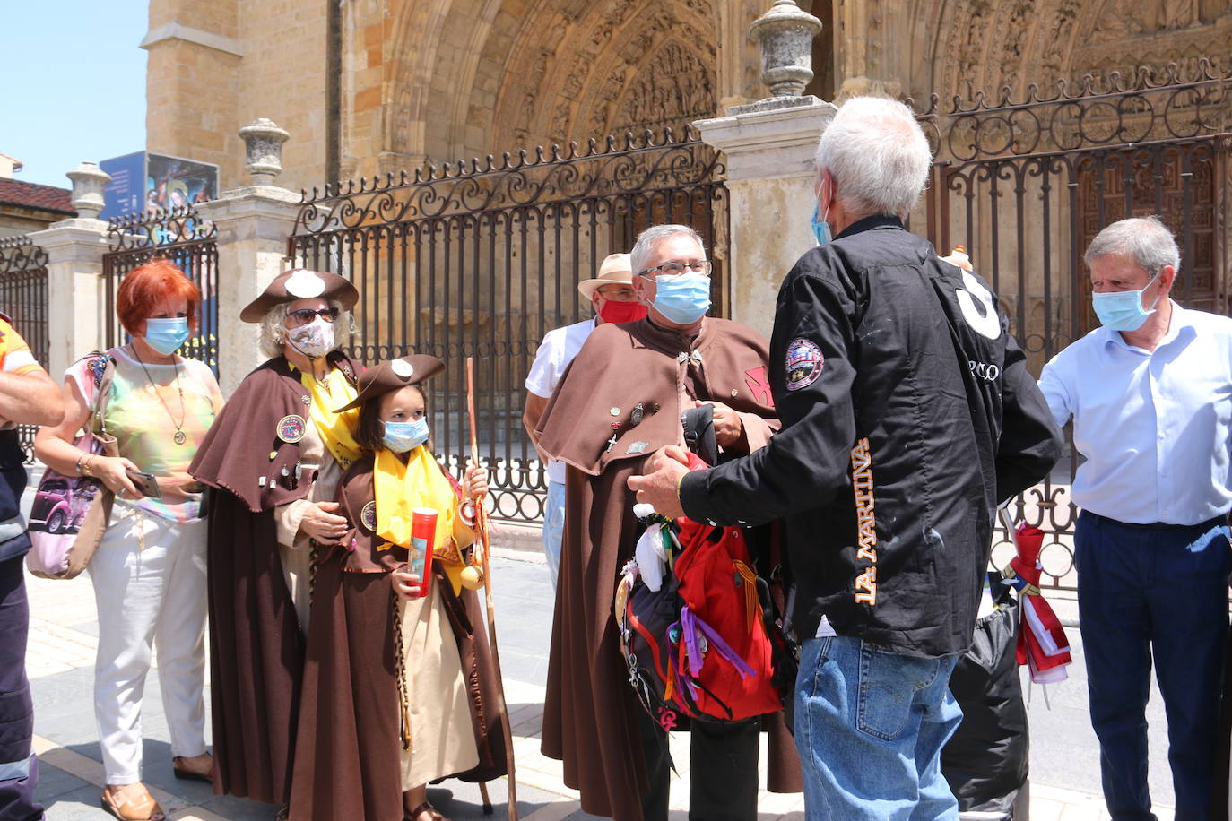 Fotos: La Luz del Camino llega a León