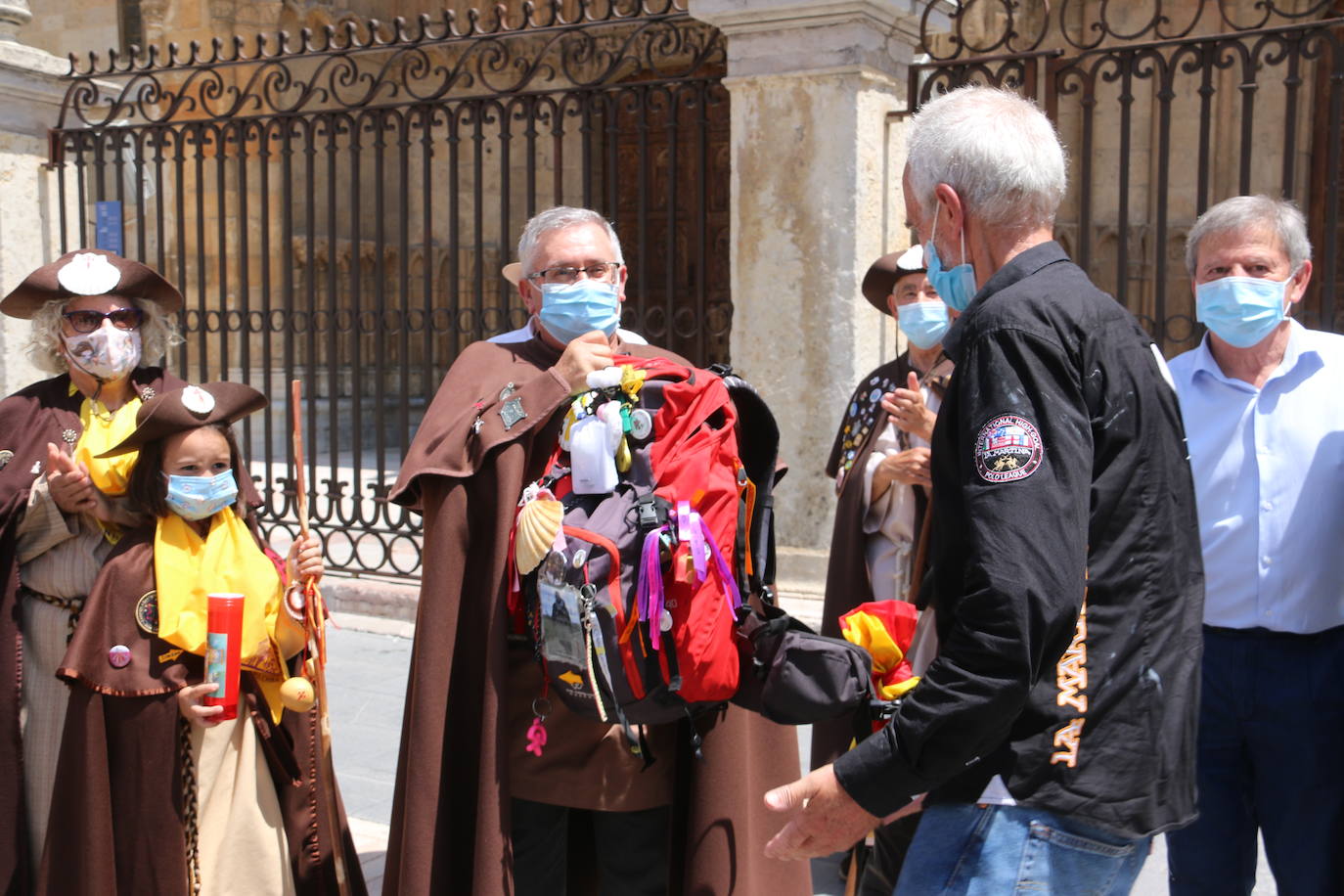 Fotos: La Luz del Camino llega a León