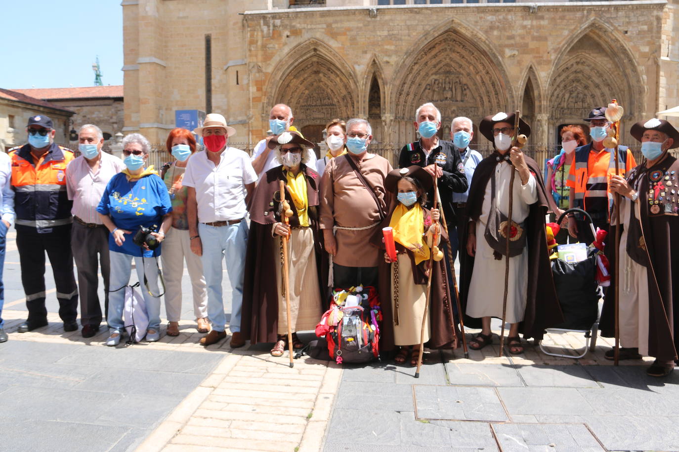 Fotos: La Luz del Camino llega a León