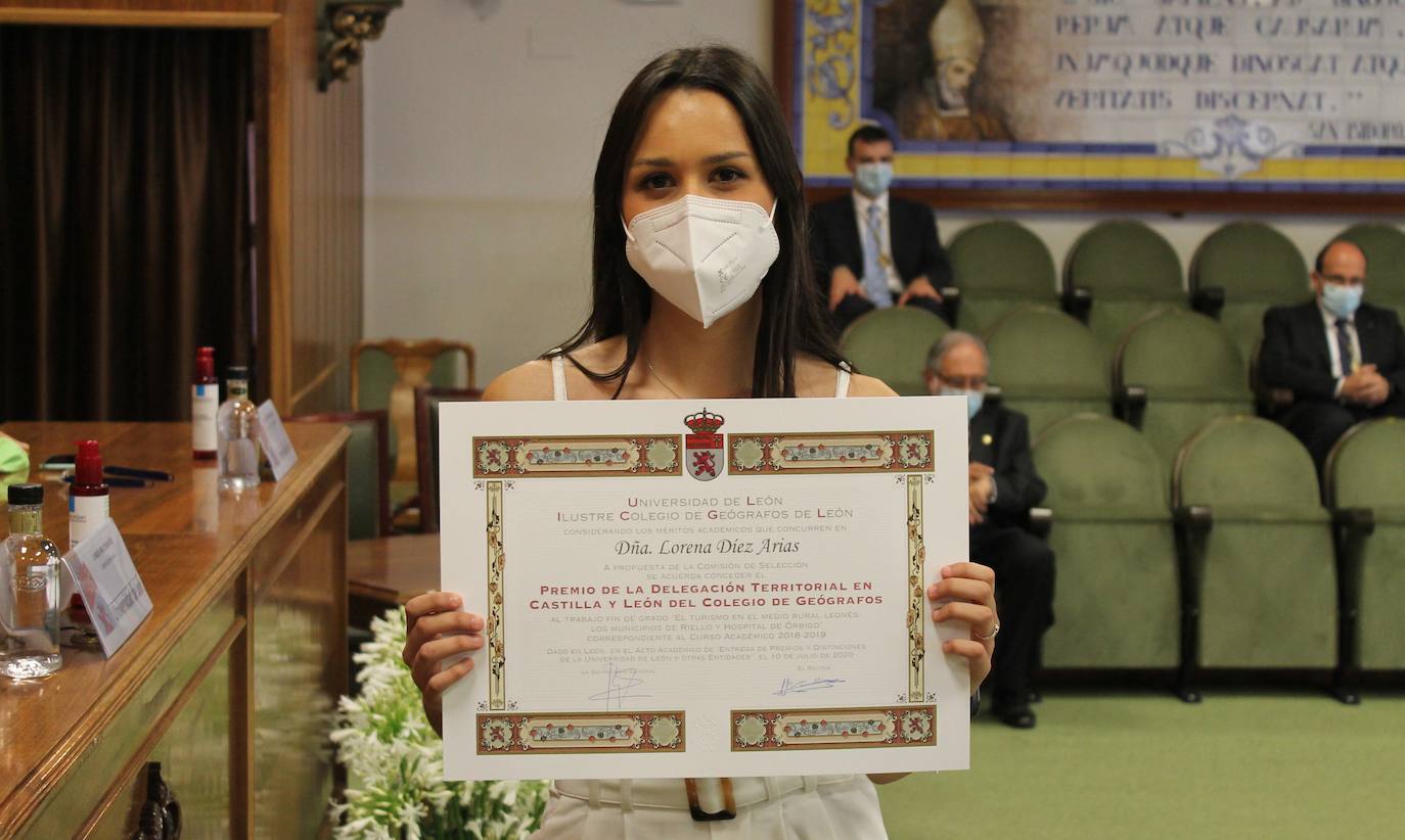 Fotos: El Aula Magna acoge el primer acto académico de la ‘nueva normalidad’