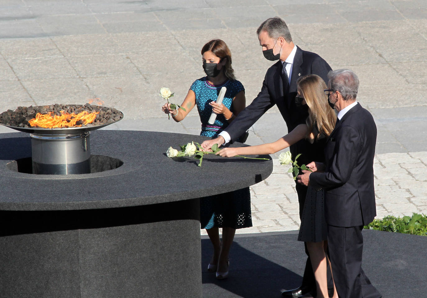 Homenaje de Estado a las víctimas de la Covid-19. Han tomado la palabra Felipe VI, una sanitaria y el hermano del periodista José María Calleja, fallecido por el coronavirus. 