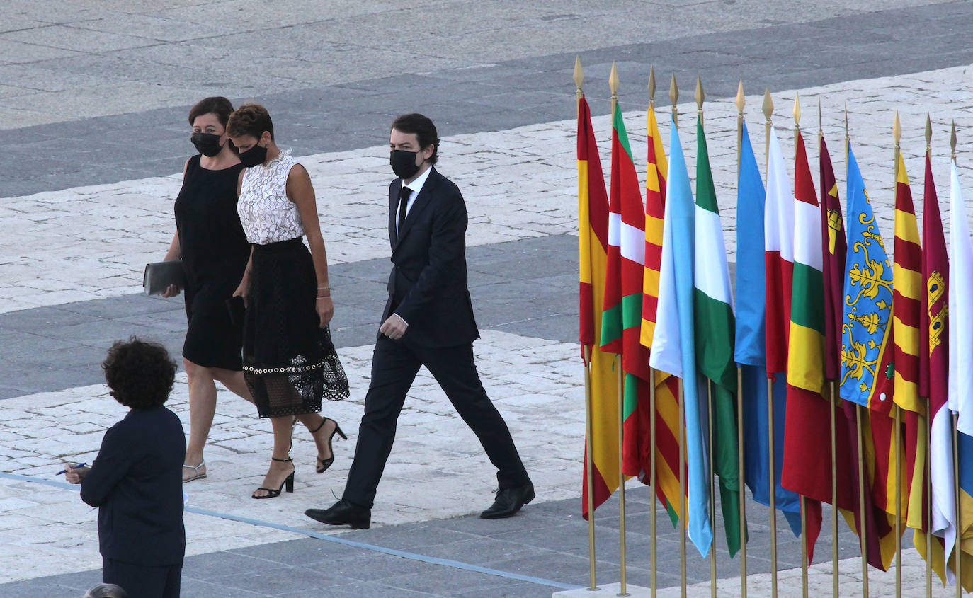 Homenaje de Estado a las víctimas de la Covid-19. Han tomado la palabra Felipe VI, una sanitaria y el hermano del periodista José María Calleja, fallecido por el coronavirus. 