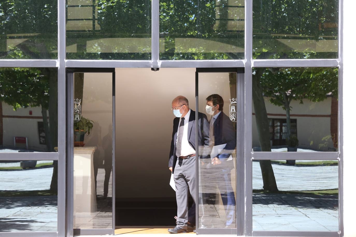 El presidente de la Junta de Castilla y León, Alfonso Fernández Mañueco, y el vicepresidente y consejero de Transparencia, Ordenación del Territorio y Acción Exterior, Francisco Igea, presentan el balance del primer año de legislatura.