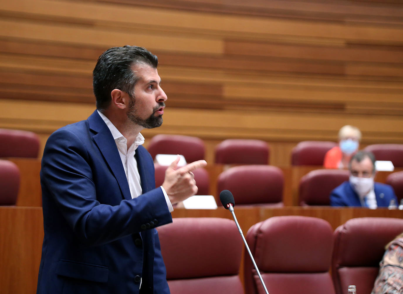 Fotos: Pleno en las Cortes de Castilla y León