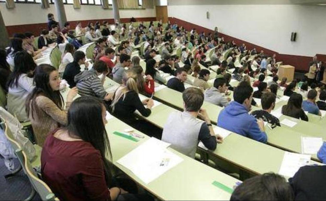 Un aula de la Universidad de León.