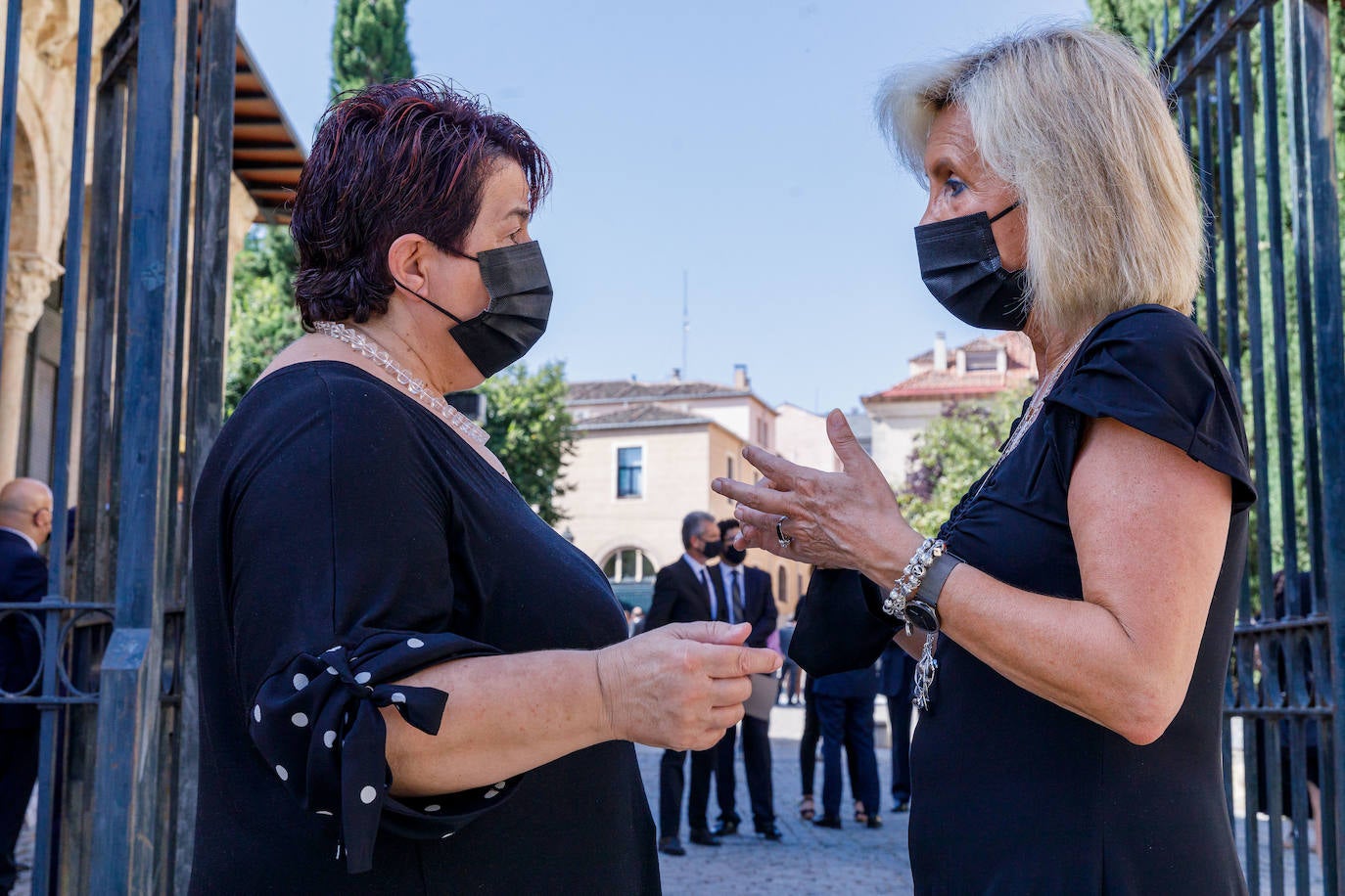 Fotos: Homenaje institucional de la Junta a las víctimas de la covid-19