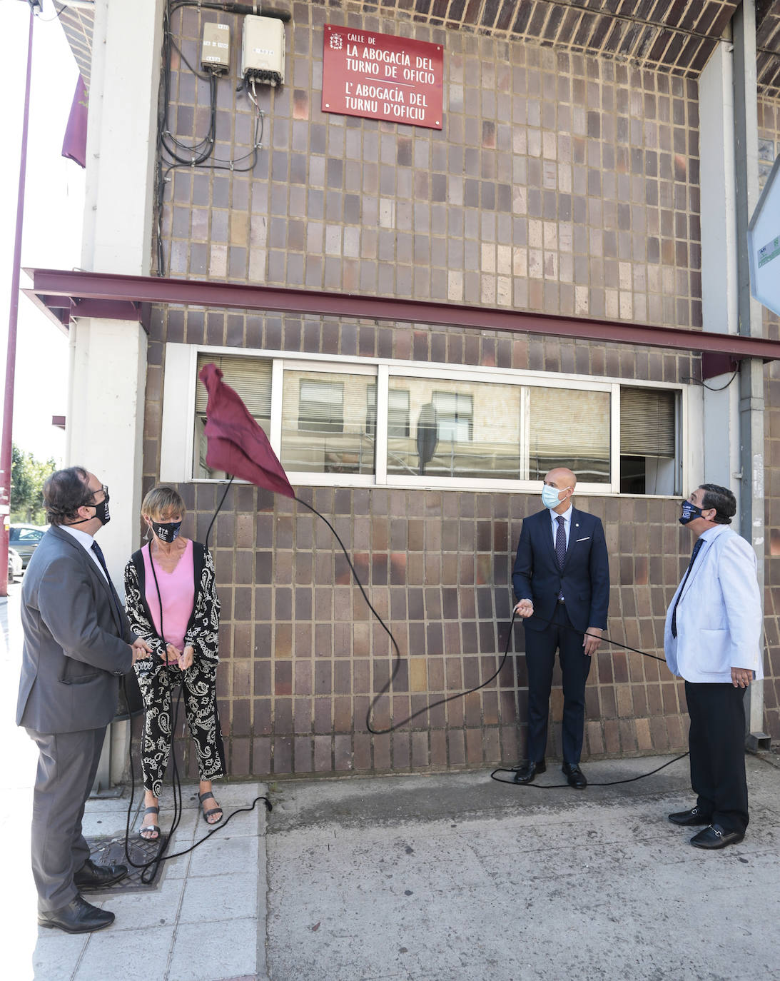 Fotos: La abogacía del turno de oficio ya tiene su calle