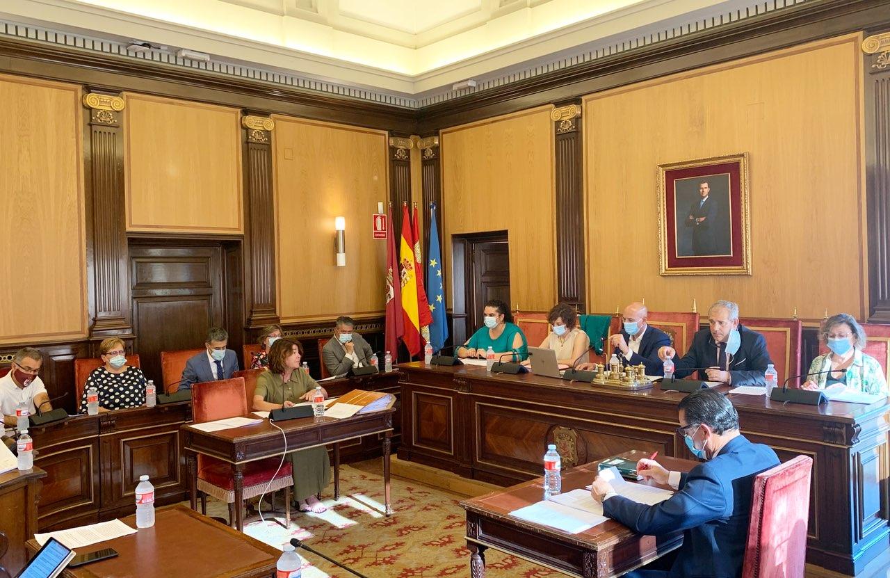 Sesión ordinaria del pleno del Ayuntamiento de León.