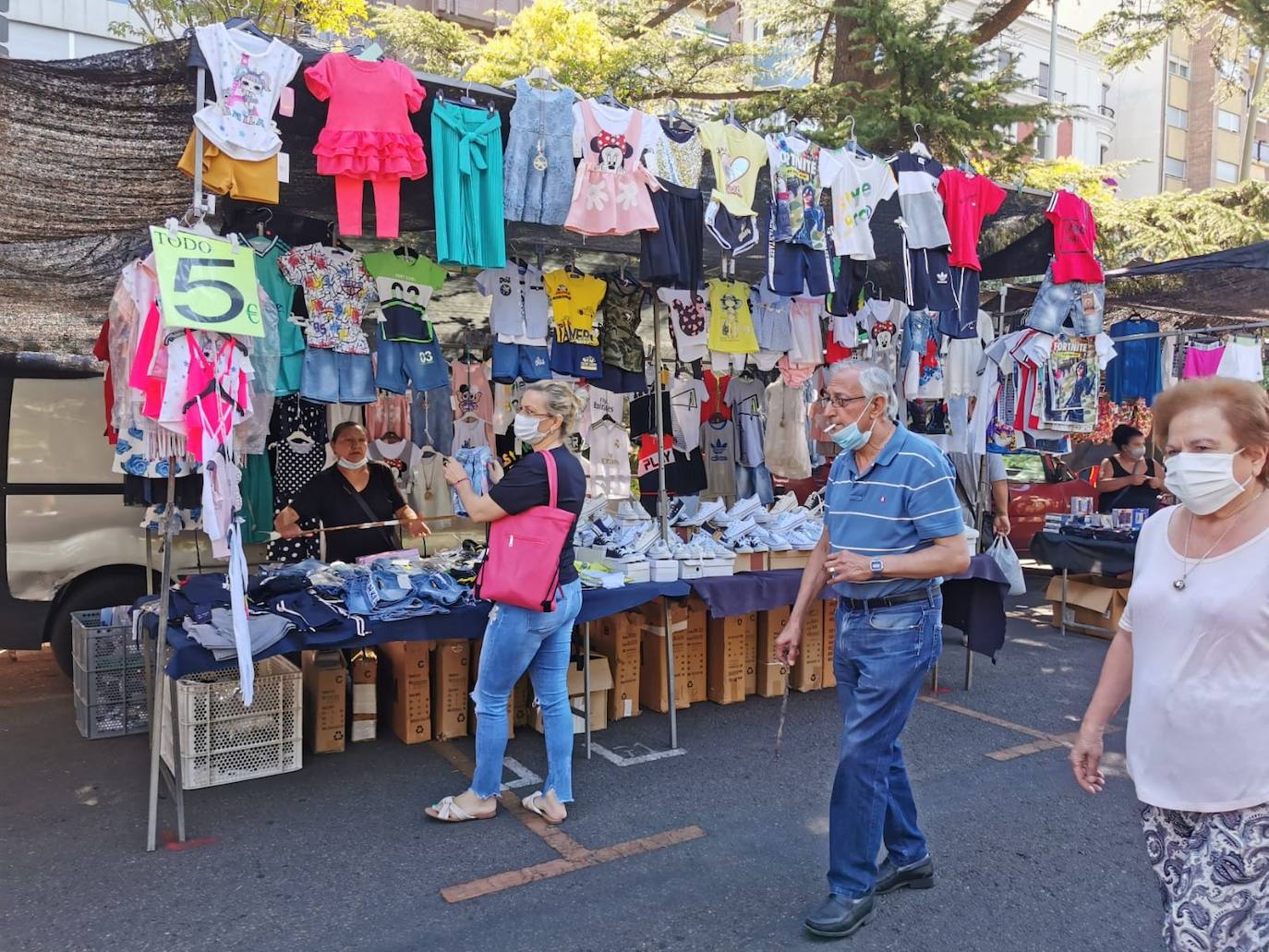 Fotos: Vuelve el rastro a León