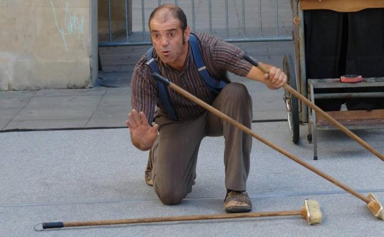 La calle Ordoño II de León acogerá los miércoles de agosto espectáculos de títeres y clown para todos los públicos