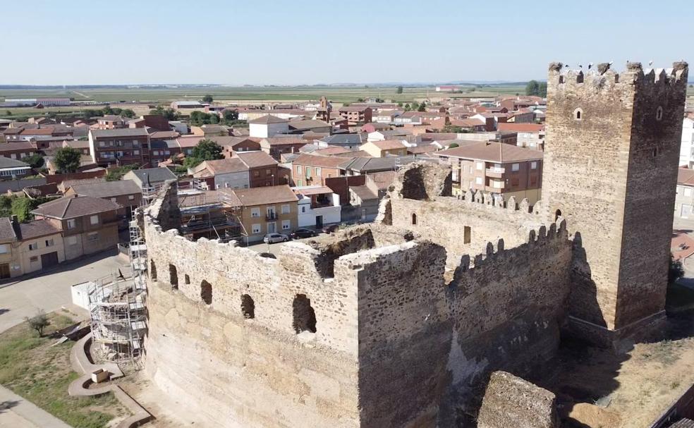 Esa localidad cuenta con un monumento que todavía hoy marca el ritmo de este pueblo, su castillo 