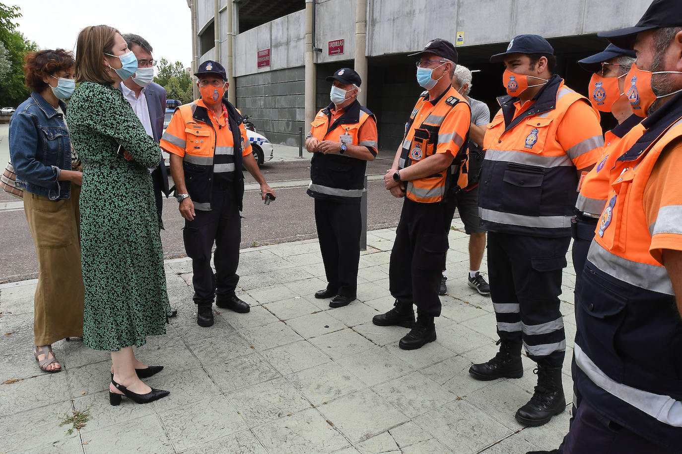 La Directora ha visitado a los efectivos en León. 