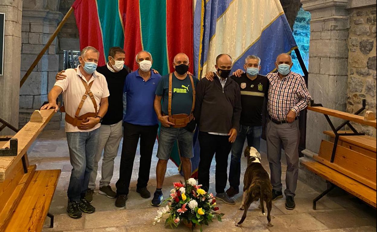 Tradicional misa en la ermita de Riosol.