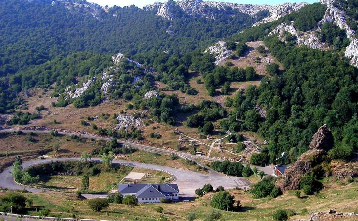 Galería. La belleza es latente en estos paisajes donde el agua habita con los bosques.