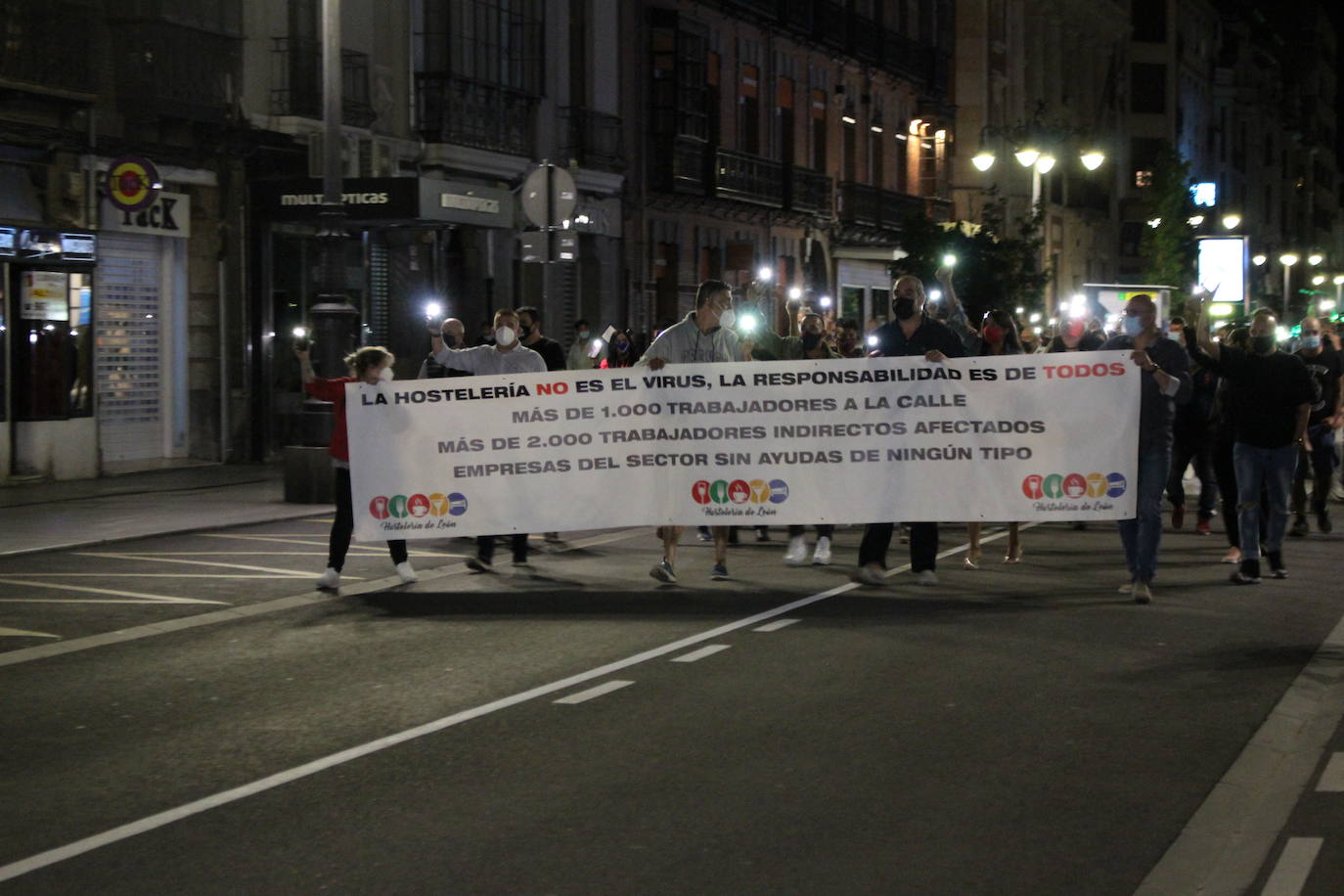 Fotos: La hostelería leonesa sale a la calle