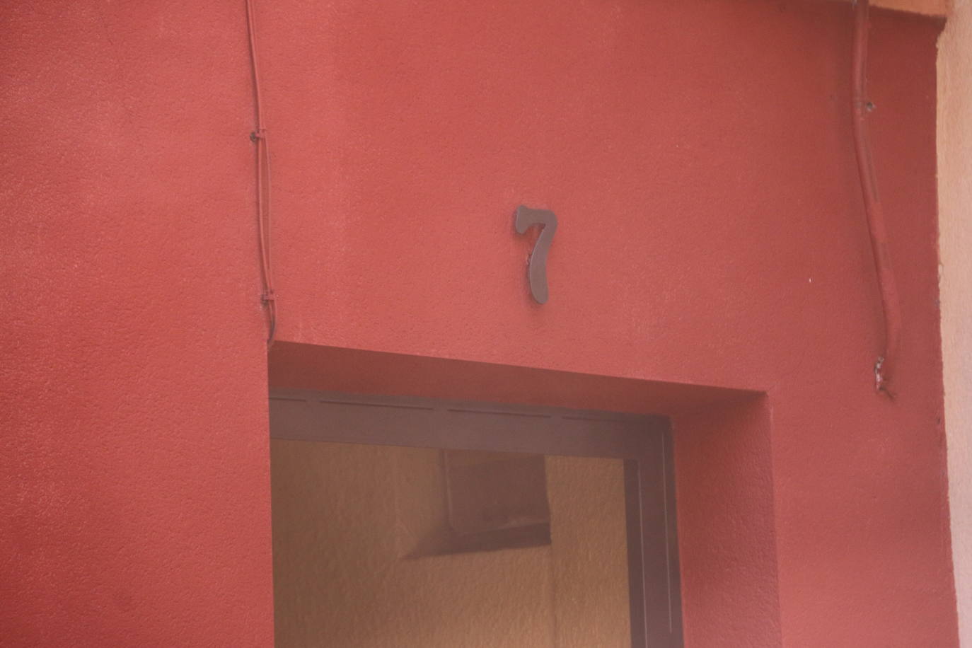 Fotos: Intervención de Bomberos y Policía Local de León en la plaza Matasiete