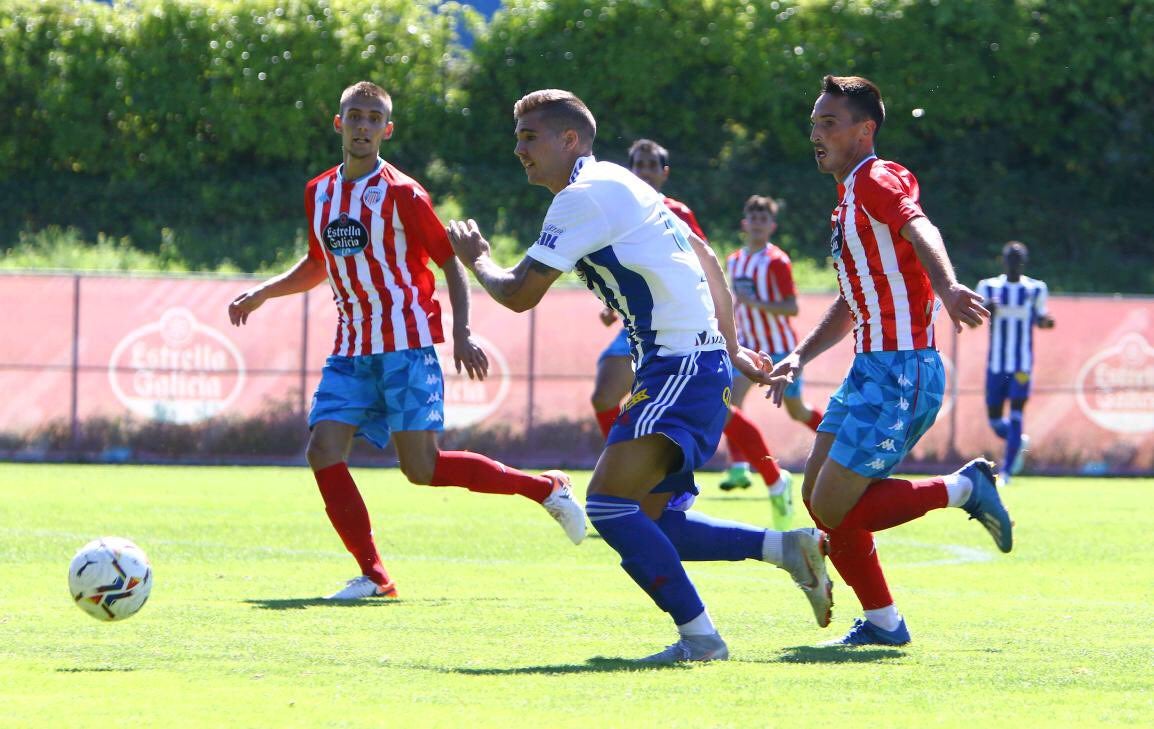 Fotos: Primer amistoso de pretemporada de la Deportiva