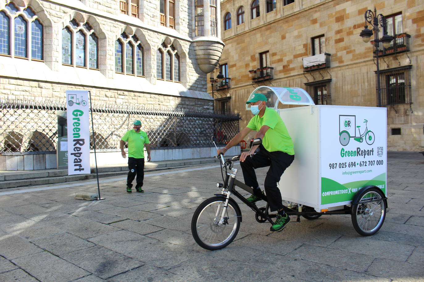 Fotos: Presentación de un servicio de recogida y reparto con triciclos eléctricos de Green Repart