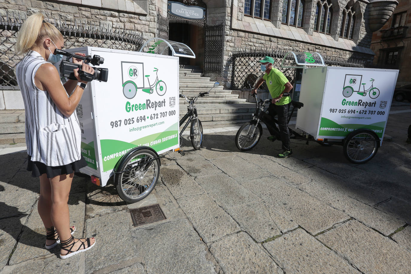 Fotos: Presentación de un servicio de recogida y reparto con triciclos eléctricos de Green Repart