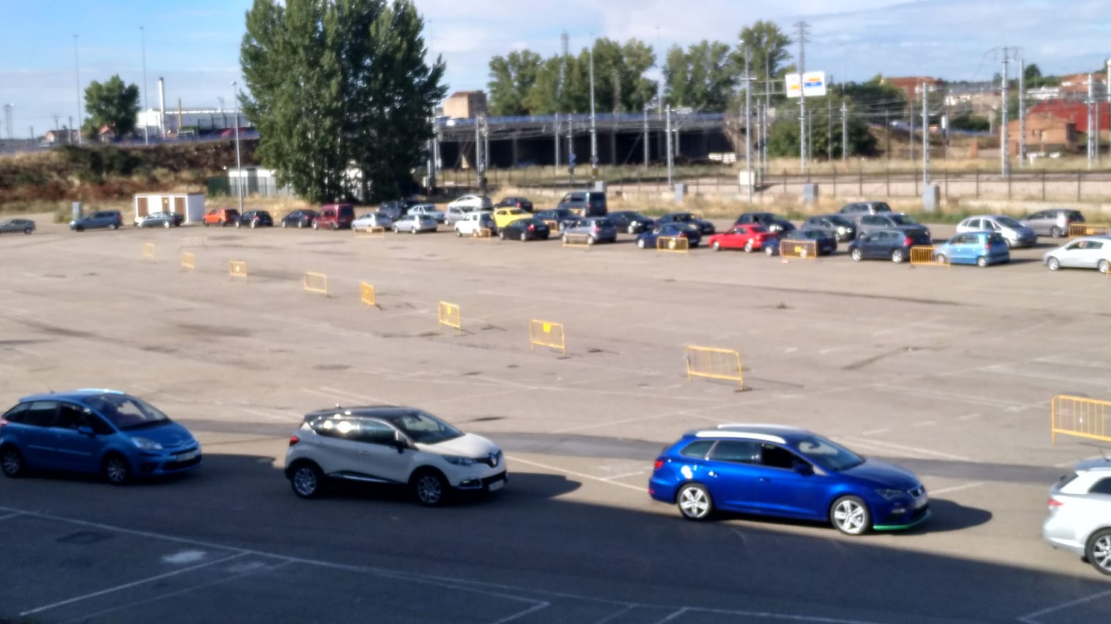 El parking de Clarés acoge desde este martes a los pacientes que requieran pruebas de detección del coronavirus.