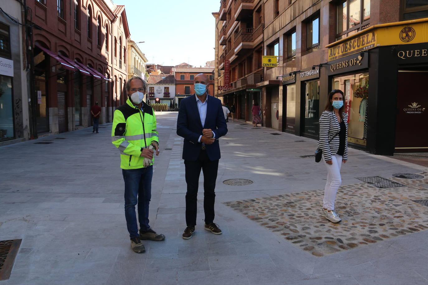 El alcalde de León visita las actuaciones en Arco de Ánimas y Legio VII.