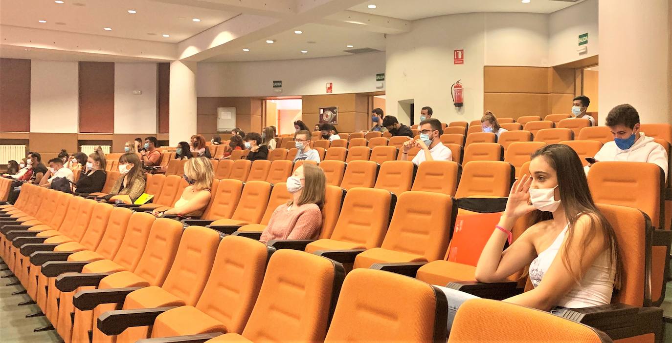 Los estudiantes extranjeros inician un periodo de adaptación a la ciudad