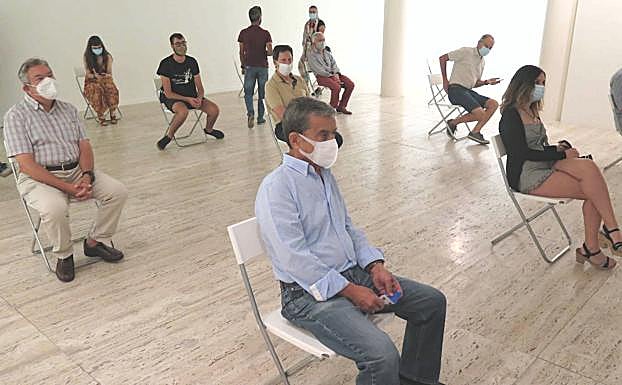 Público asistente a la conferencia inaugural. 