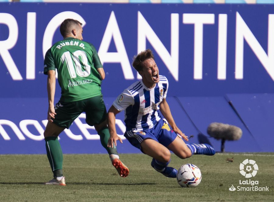 La Ponferradina volvía a competir tras unas semanas de descanso y se midió al Castellón