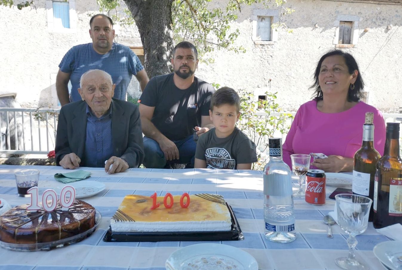 Reconocimiento institucional y familiar para el nuevo centenario de Maraña.