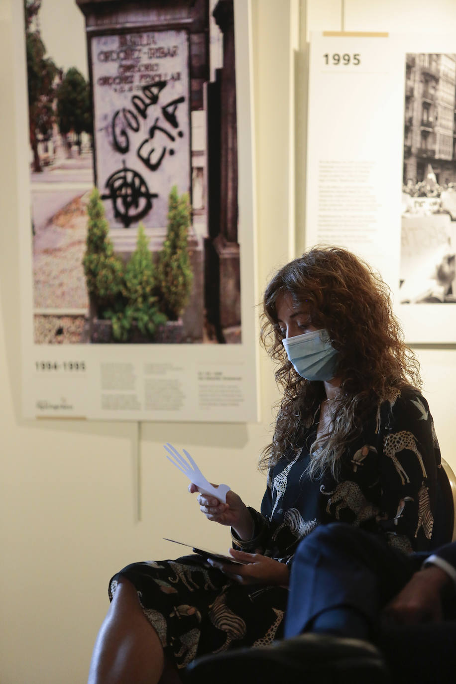 El Museo Casa Botines acoge una muestra sobre la historia del terrorismo de ETA y la repulsa ciudadana. 